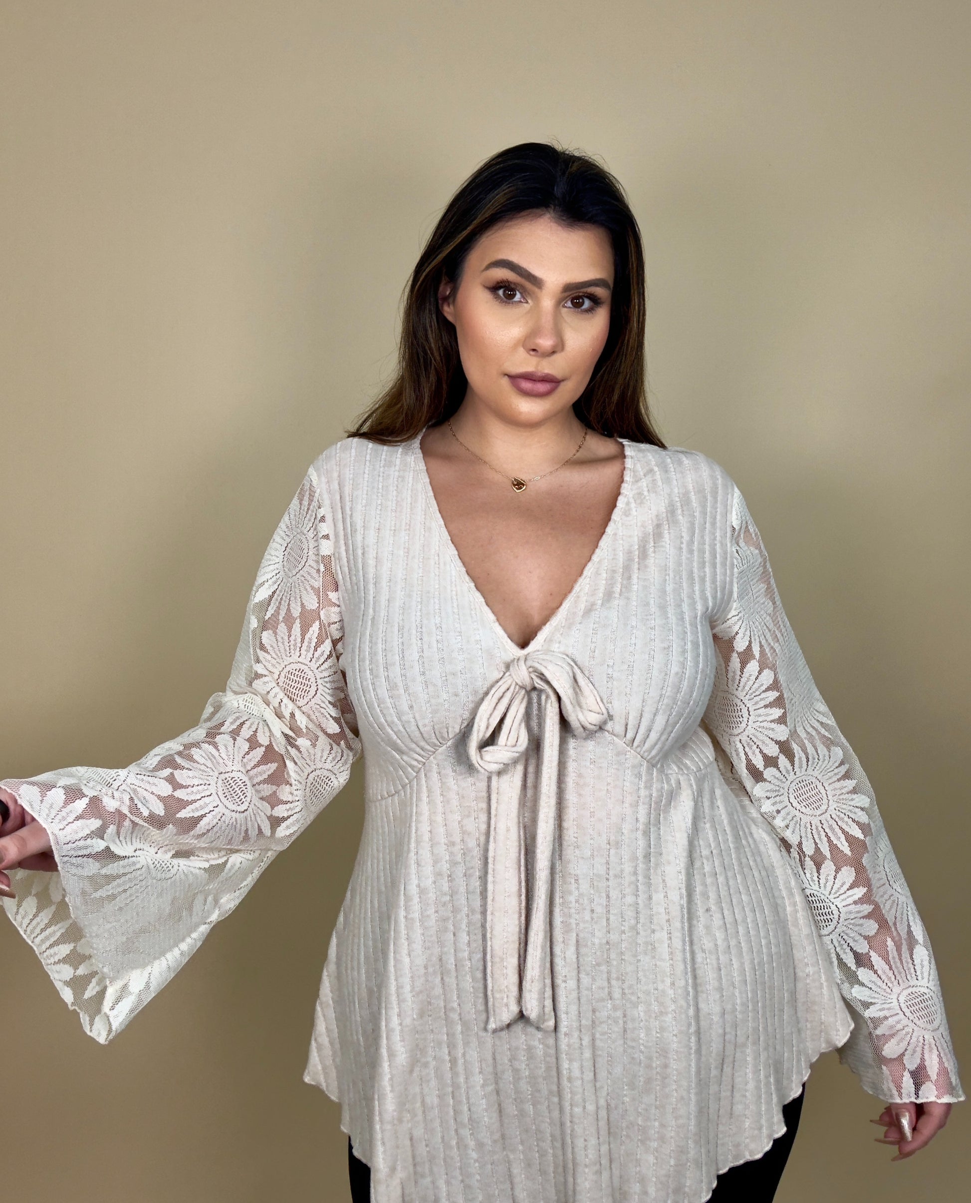 Beige Floral Bell Sleeve 2-way Top