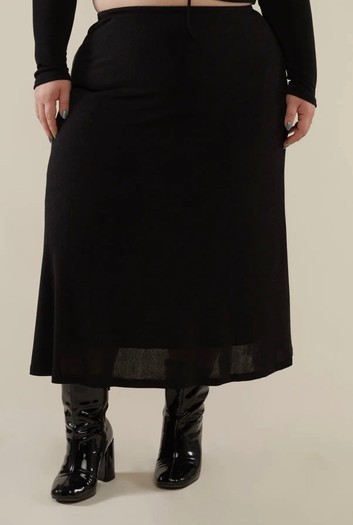Mid length Stretch Skirt