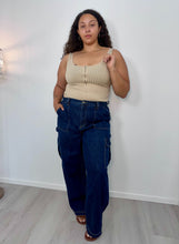 Load image into Gallery viewer, Dark Wash Wide Leg Cargo Jeans
