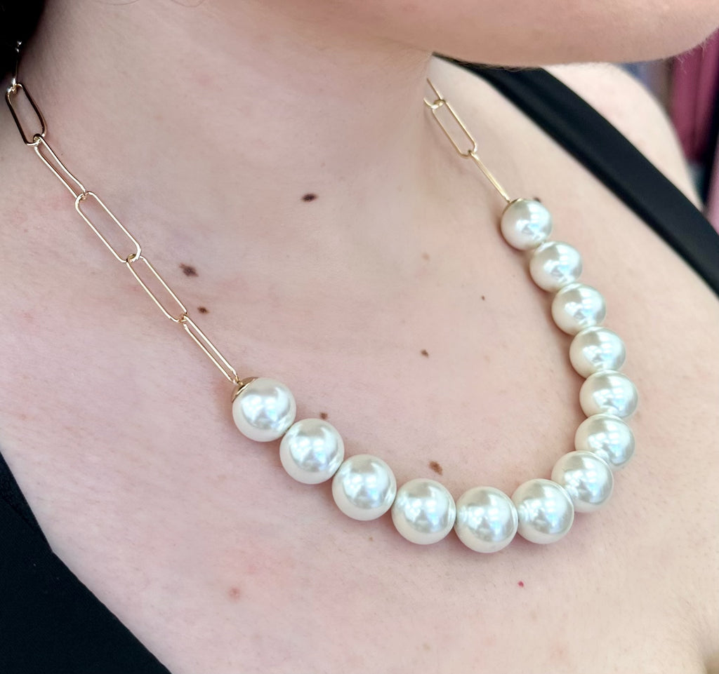 Chain Pearl Necklace (2 sizes)