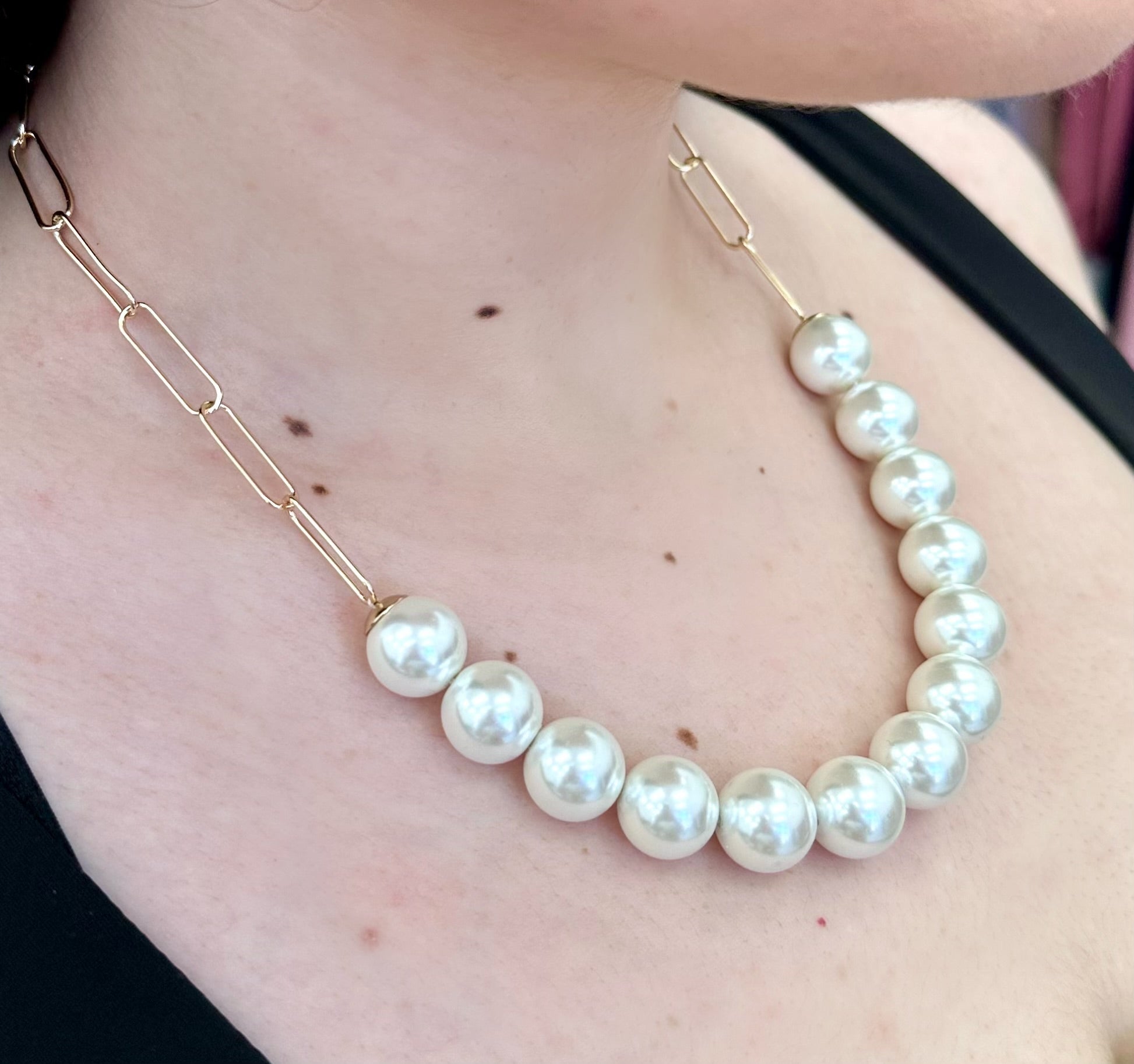 Chain Pearl Necklace (2 sizes)