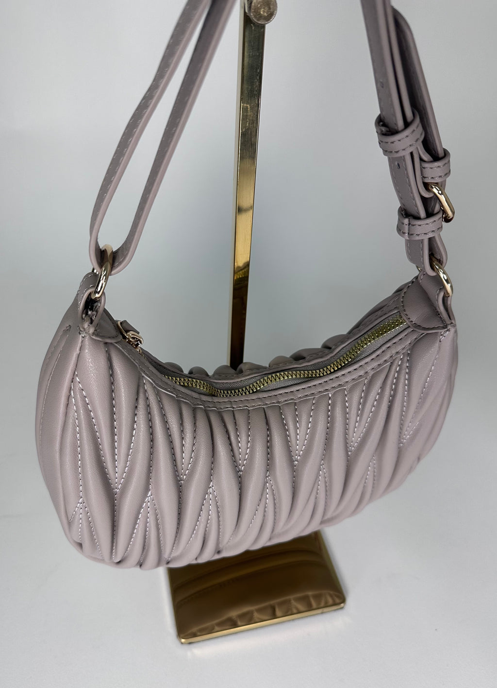 ‘Nikki’ Crescent Shaped Textured Bag (2 colors)