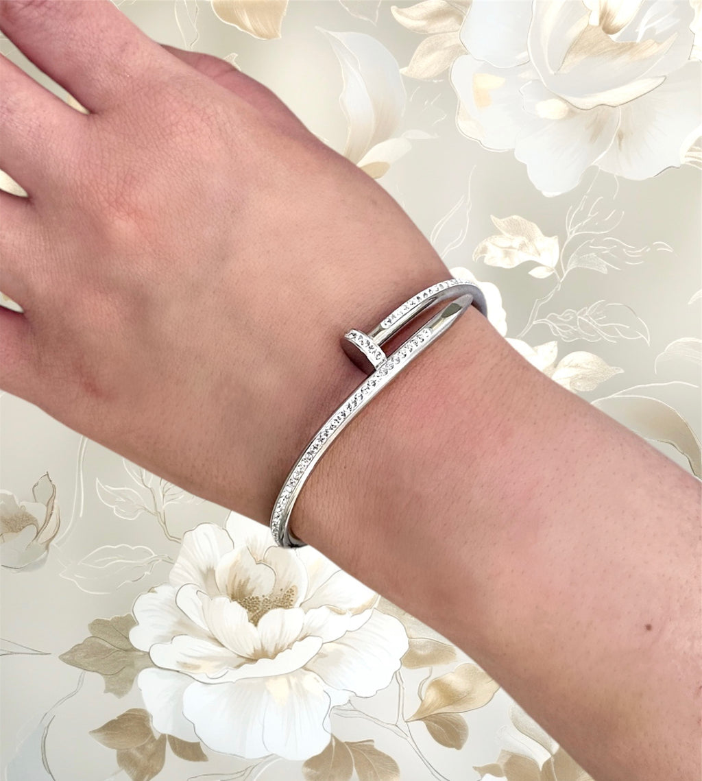 Diamond Studded Nail Bracelet (2 colors)