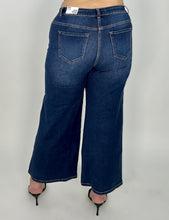 Load image into Gallery viewer, ‘Encore High Rise Distressed Wide Leg Jeans
