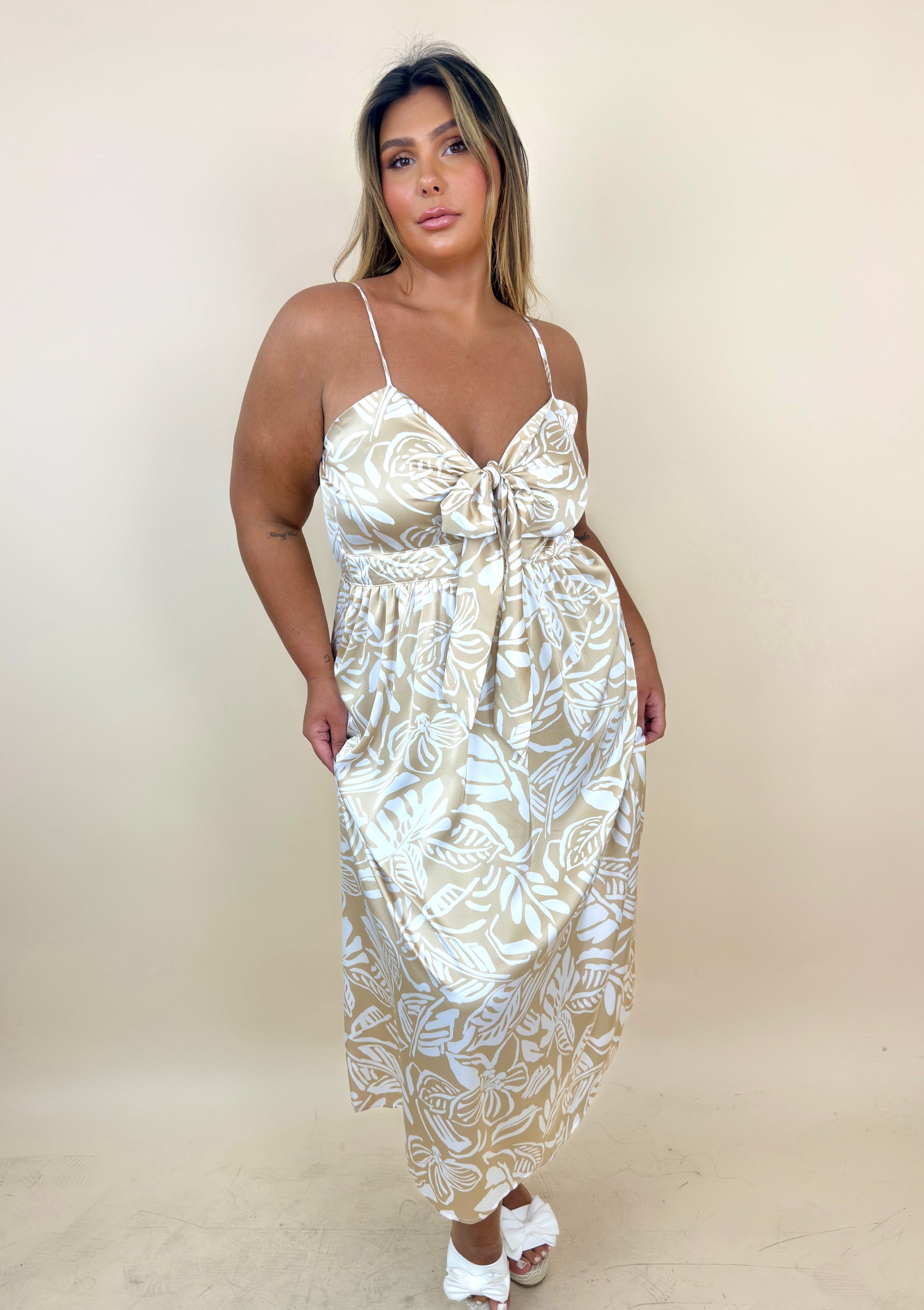 Beige & White Patterned Silky Dress