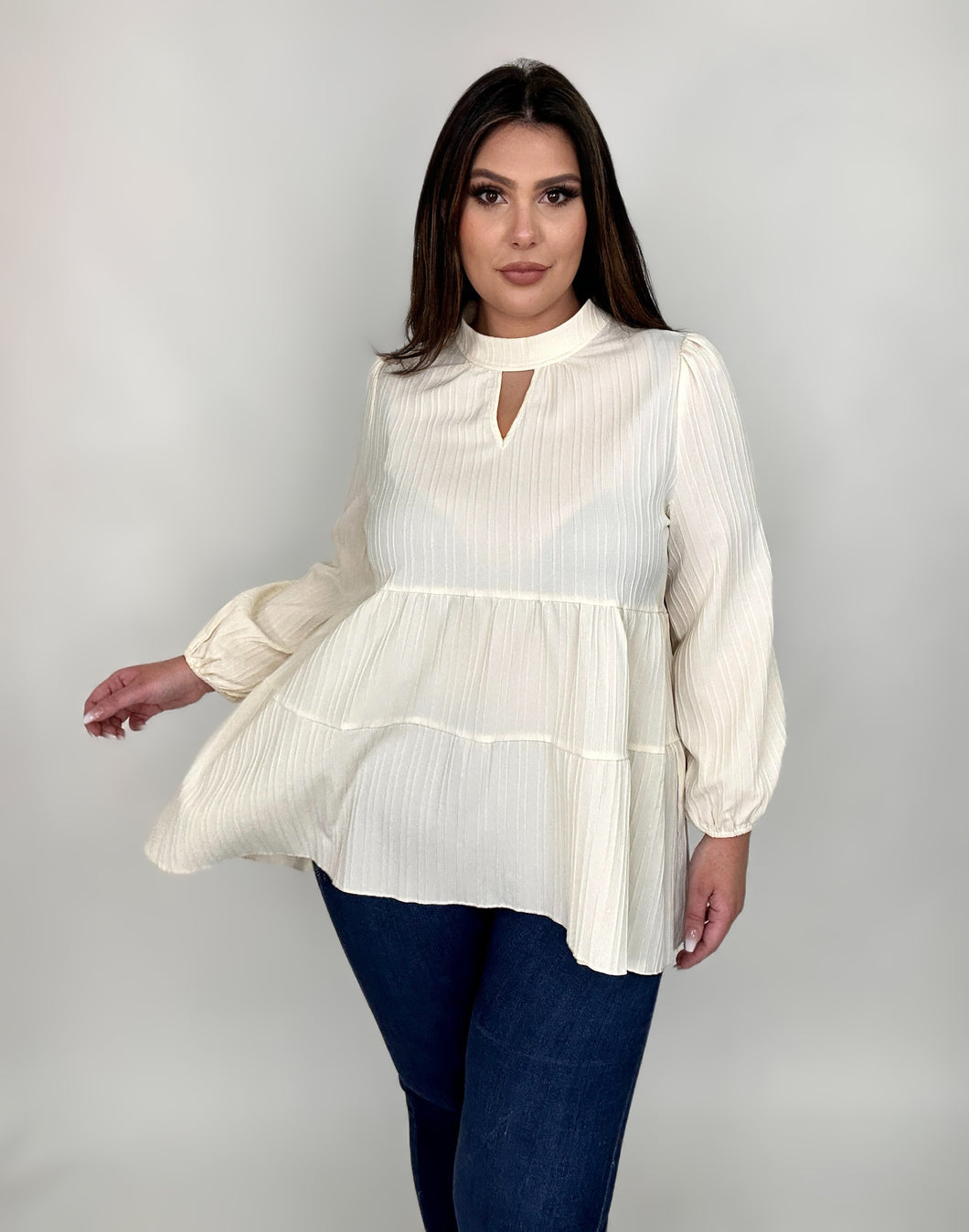 Val’ Long Flowy Cream Top