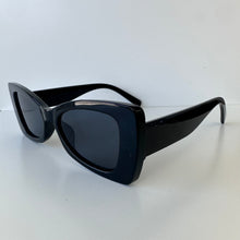 Load image into Gallery viewer, ‘Shade’ Sunglasses (3 colors)
