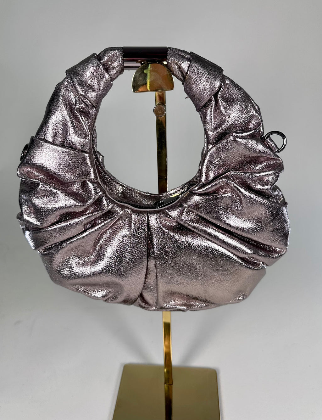 ‘Maddy’ Metallic Round Crescent Bag (2 colors)
