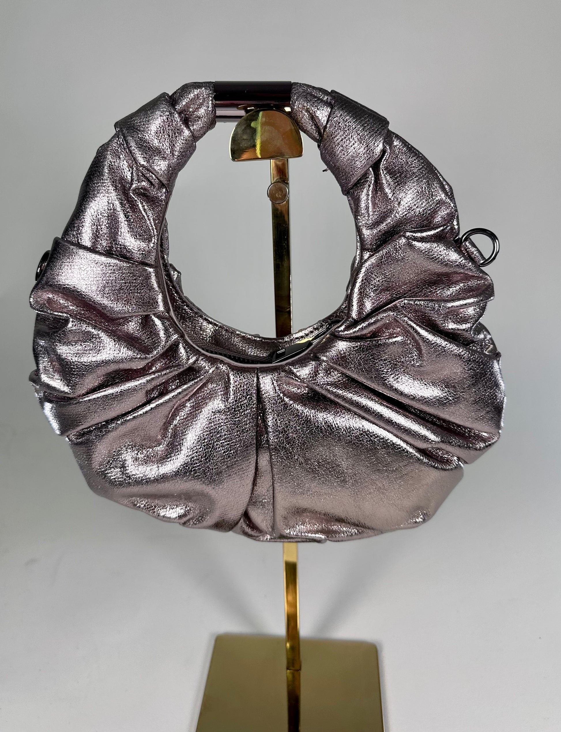 ‘Maddy’ Metallic Round Crescent Bag (2 colors)