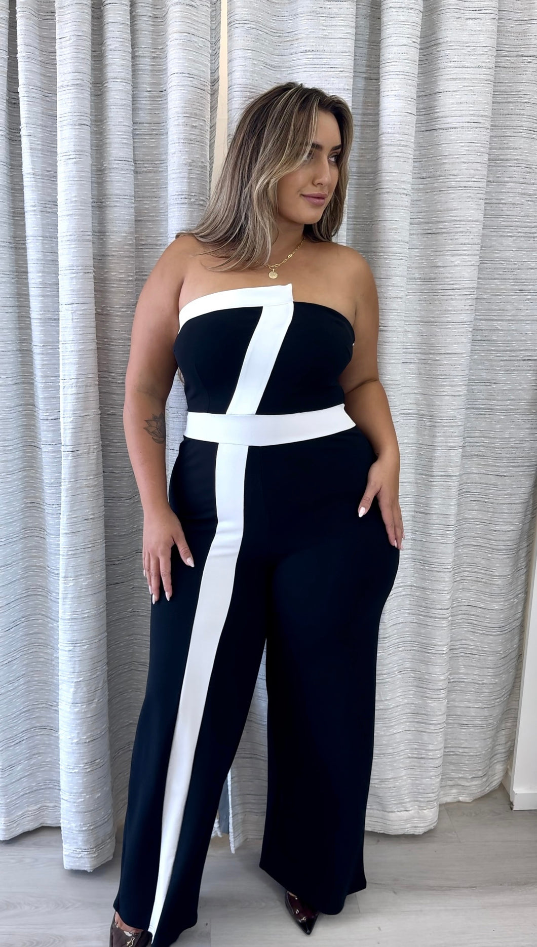 ‘Lyss’ Black & White Jumpsuit