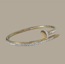 Load image into Gallery viewer, Diamond Studded Nail Bracelet (2 colors)
