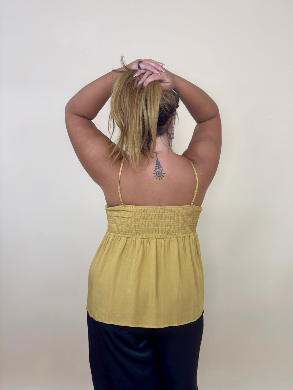 Front Tie Flowy Tank Top (2 colors)
