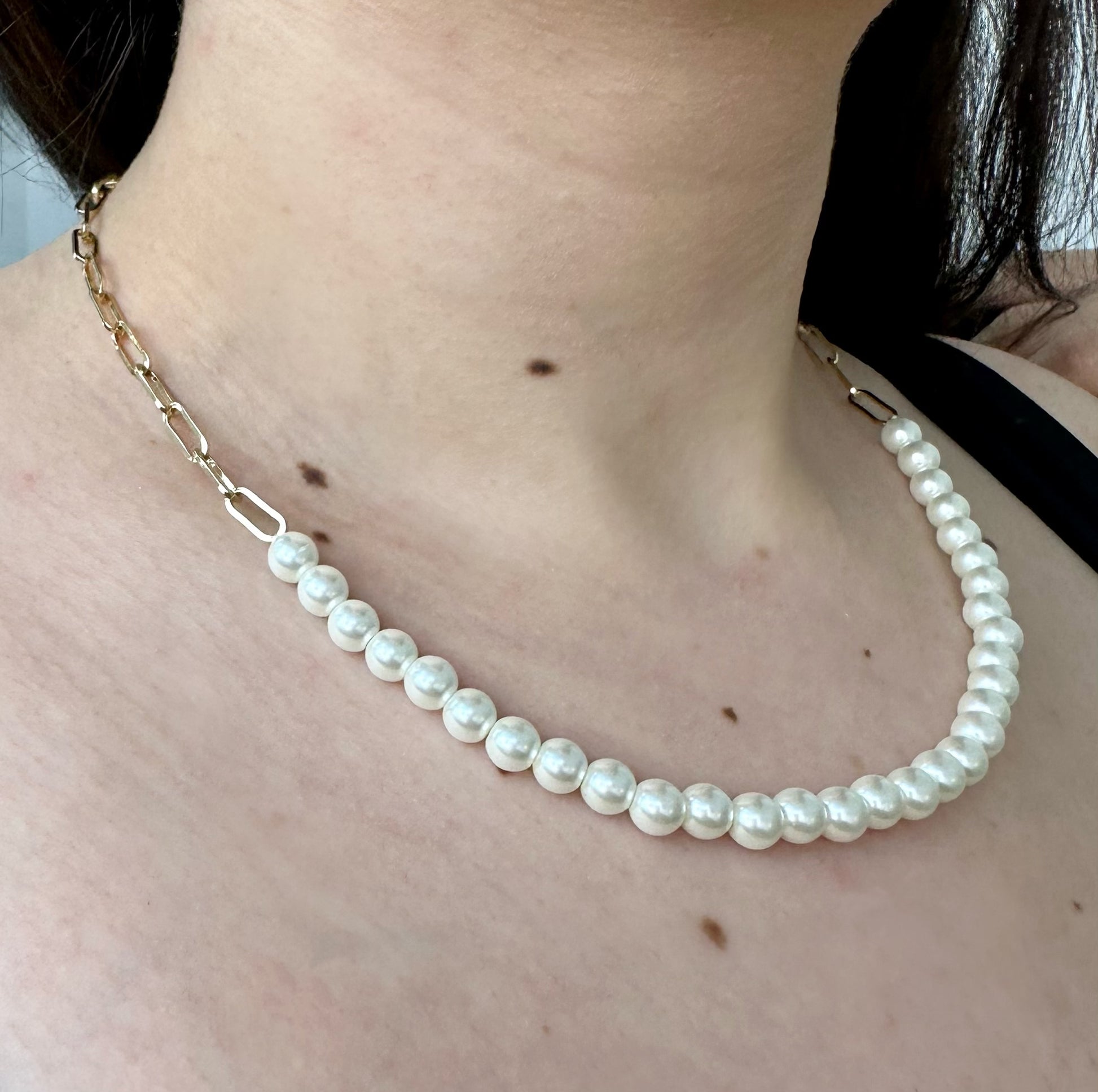 Chain Pearl Necklace (2 sizes)