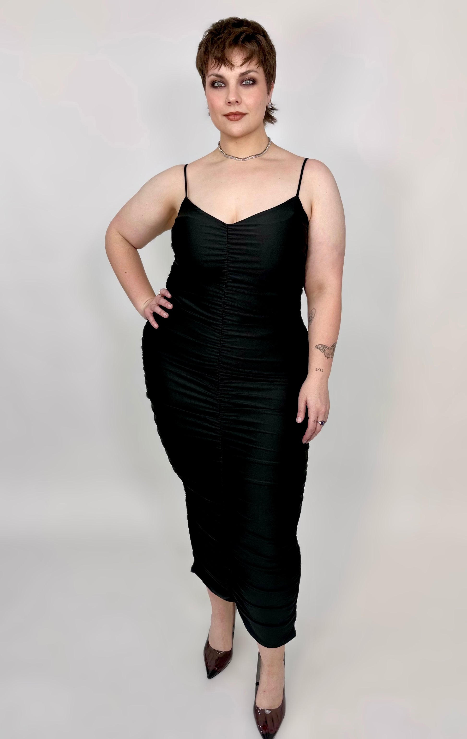 ‘Gia’ Stretchy Rouched Tight Dress (2 colors)
