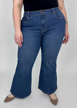 Load image into Gallery viewer, ‘Encore High Rise Flare Jeans
