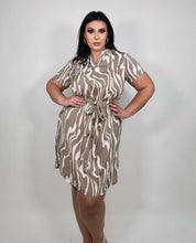 Load image into Gallery viewer, &#39;Tami&#39; Striped Beige Dress
