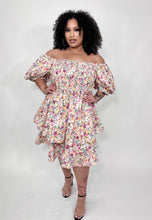 Load image into Gallery viewer, &#39;Flora&#39; Floral Print Puff Sleeve Dress
