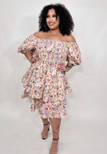 Load image into Gallery viewer, &#39;Flora&#39; Floral Print Puff Sleeve Dress
